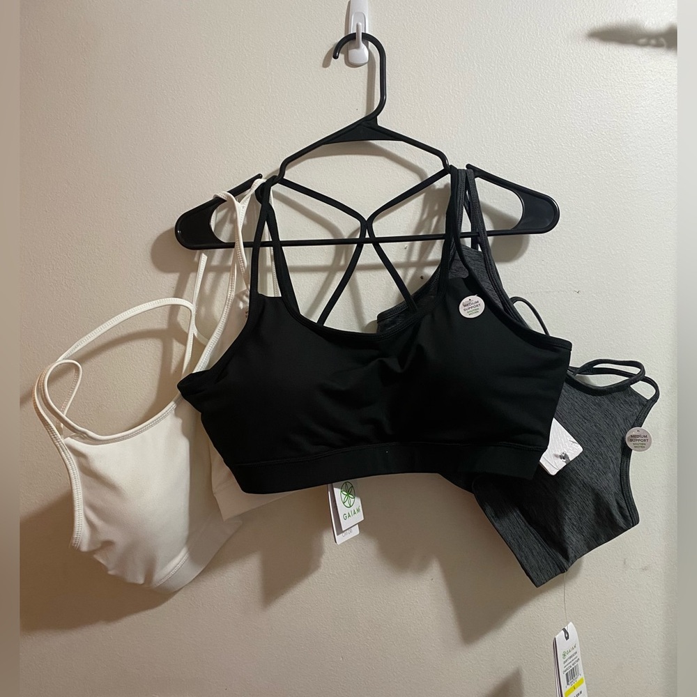 Lot of 3 Gaiam Shine Sport Bras All a Size Large